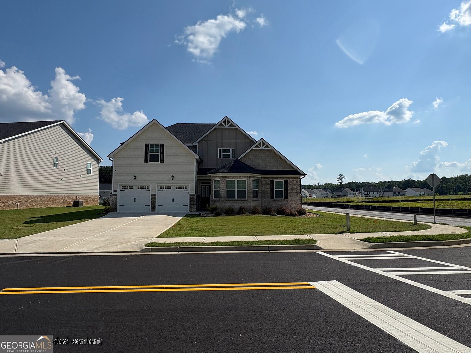 【中古】 Home By Dark SteveGillette＆CindyMangsen 13709 Saddlecreek Dr, Louisville, KY 40245 | Zillow
