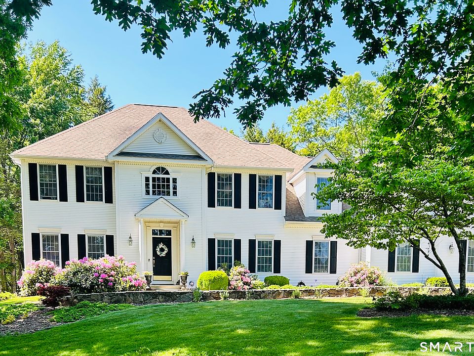1st image of 85 Pleasant Drive