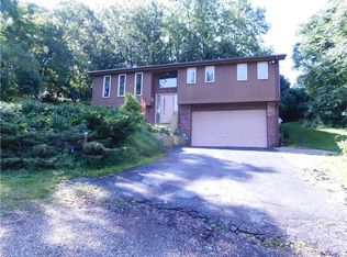 320 Lennox Dr, Pittsburgh, PA