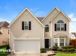 8519 Oak Dr, Charlotte, NC 28269