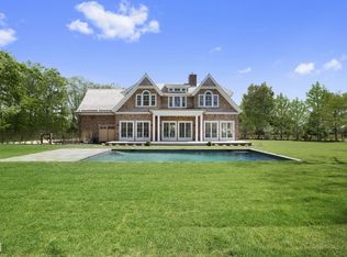 26 Michaels Way, Westhampton Beach, NY 11978