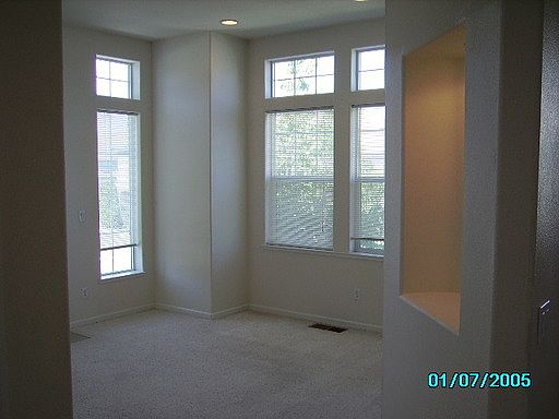 2nd image of 3560 Niblick Dr