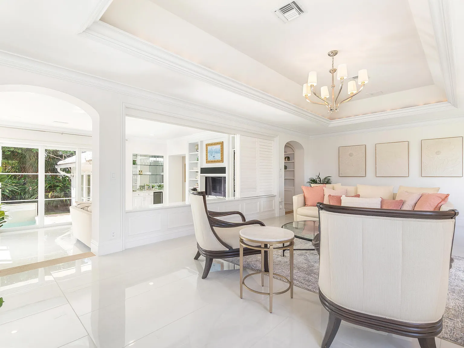 3 bed, 4.5 bath, 2819 sqft, $29,000 — Photo 3