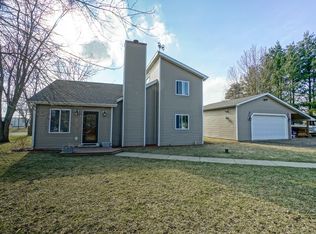 W6007 Mariner Hills Trl, Elkhorn, WI 53121