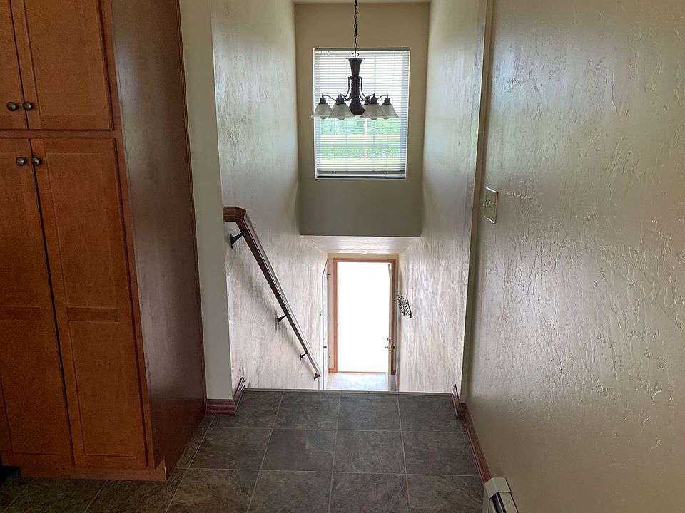 2156 S Broadway St, De Pere, WI 54115 Zillow