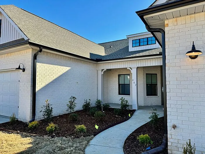467 Raleigh Elm Dr — Photo 25