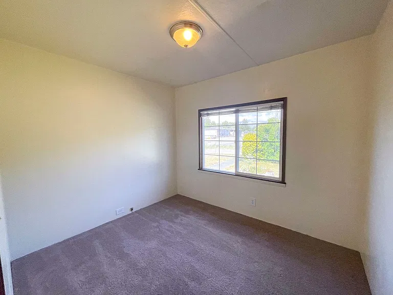 2026 Ridgewood Dr — Photo 10