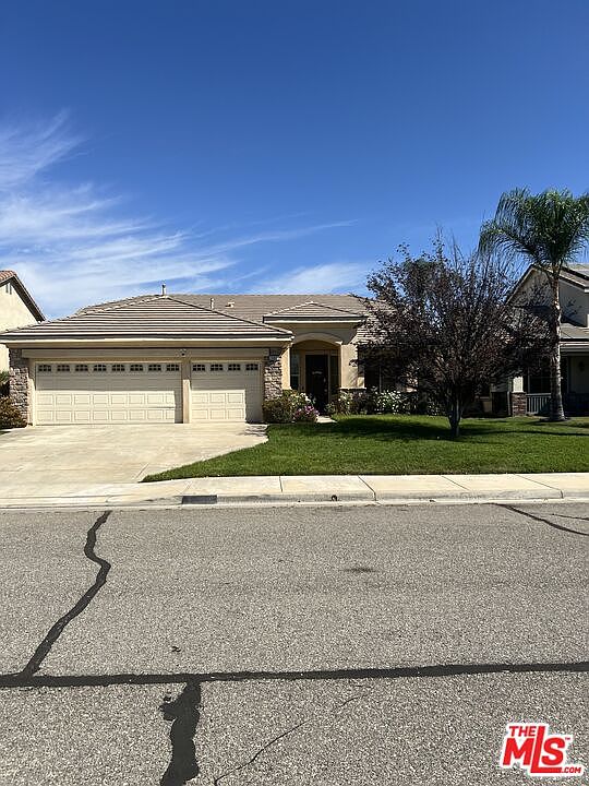 1st image of 25832 Boulder Rock Pl