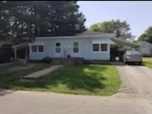 1107 Reynolds St, Clarksville, AR 72830