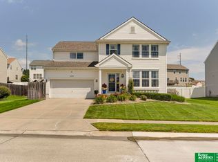16128 Cary St, Omaha, NE 68136