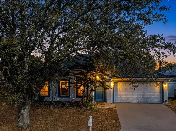 5820 Royal Hills Cir, Winter Haven, FL 33881