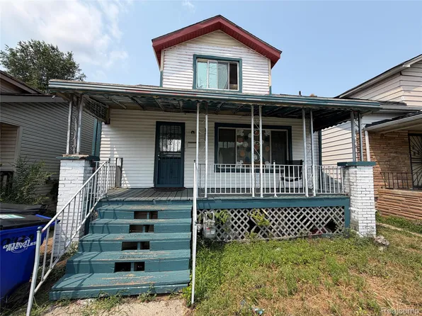 20429 Santa Rosa Dr, Detroit, MI 48221