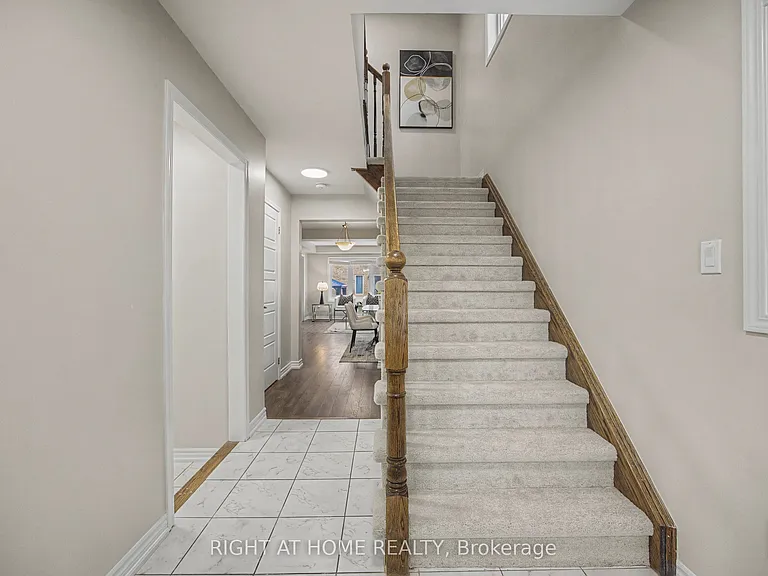 1235 Mulroney Hts — Photo 26