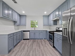 514 Canton Ave, Wills Point, TX 75169