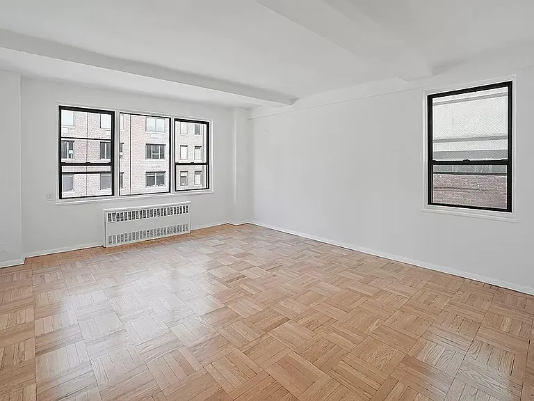 30 E 37th St #10H — Photo 4