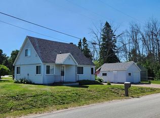 3988 S Nicolet Rd, Sault Sainte Marie, MI 49783