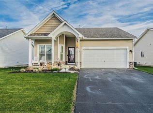 90 Falkirk Pl, Rochester, NY 14612