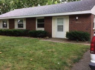 3213 Cameron Dr #B, Champaign, IL