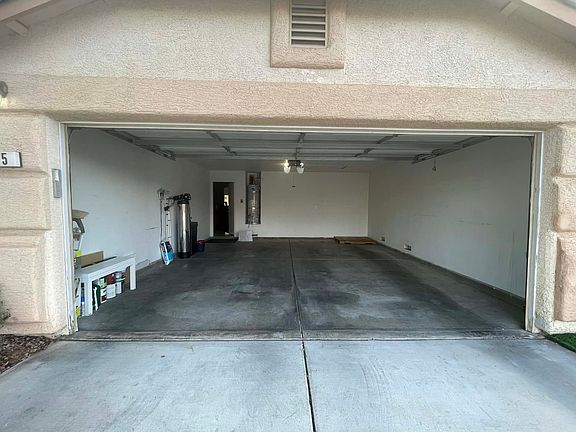 4th image of 915 Hollandsworth Ave