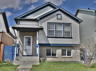 40 S Covepark Pl NE, Calgary, AB T3K5Z8