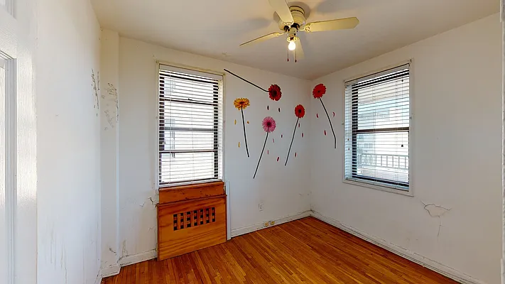 Sold by Diamond Real, Inc. | media 9