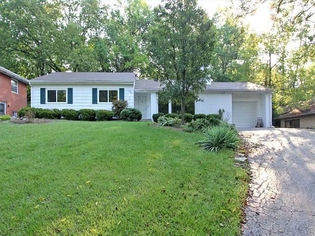 1st image of 758 Oakwood Dr