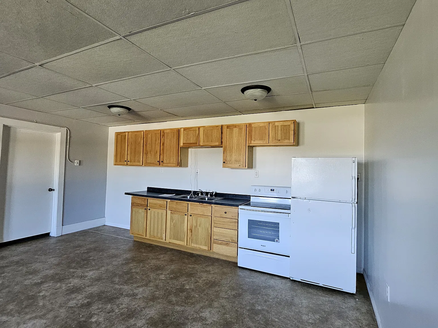 312 Sycamore St — Photo 2