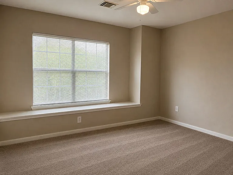 8327 Cassidy Creek Ct — Photo 12