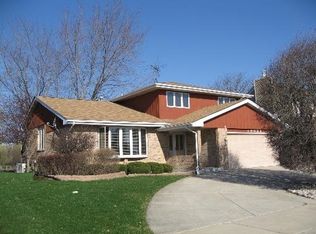 19624 Lake Park Dr, Lynwood, IL