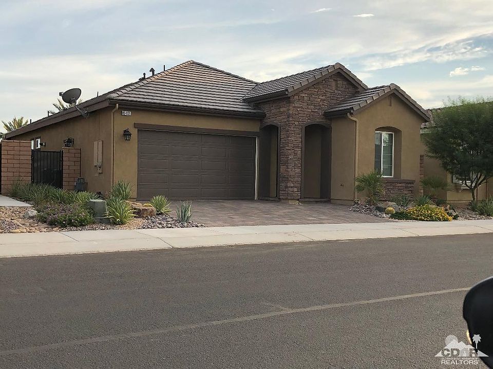1st image of 85621 Treviso Dr