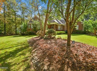 100 Island View Dr, Lizella, GA 31052