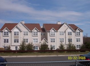 11 Prestwick Way, Edison, NJ 08820