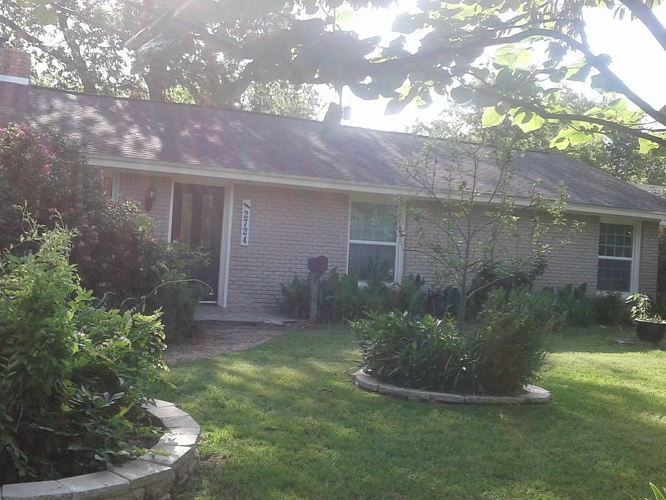 1st image of 2724 Kingsbury Ave
