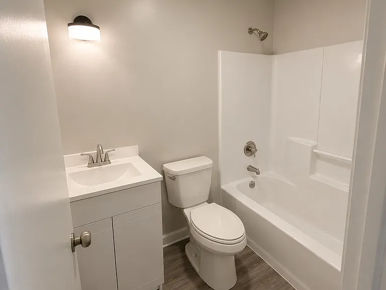 34 Maple Ave N — Photo 17