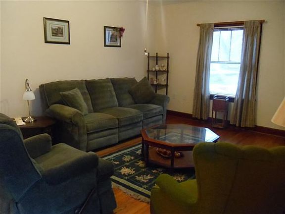 4th image of 630 Peveler Dr