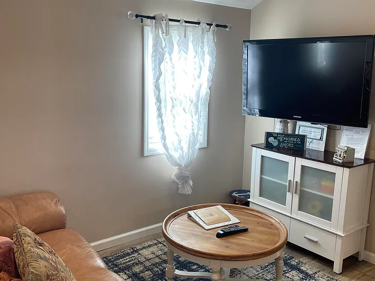 241 Hiering Ave — Photo 14