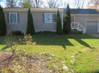 57 E Shore Trl, Stockholm, NJ 07460