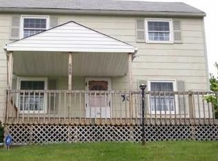 628 Independence Dr, Clairton, PA