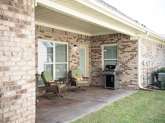 5th image of 7025 Southgate Dr