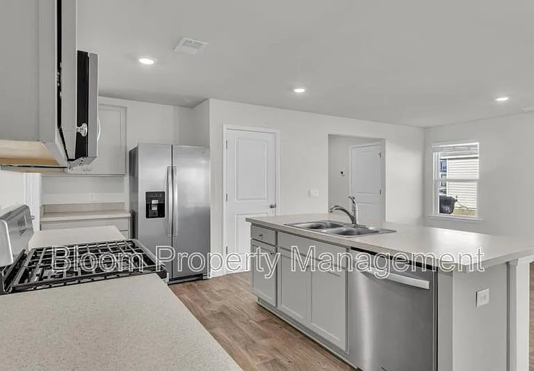 440 White Scallop Way — Photo 11