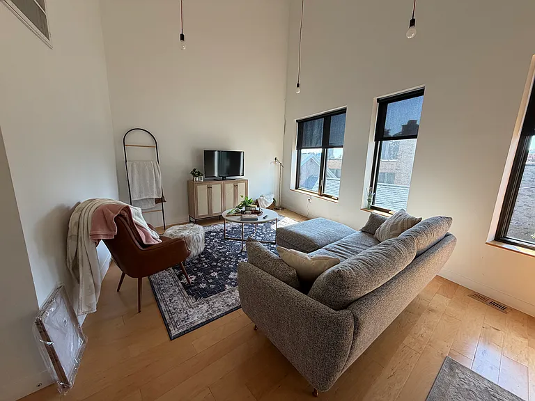 15 Allen St #303 — Photo 3