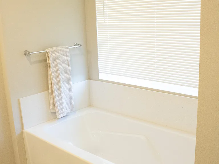 120 Cypress St — Photo 11