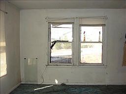 3rd image of 2911 Sunset Dr