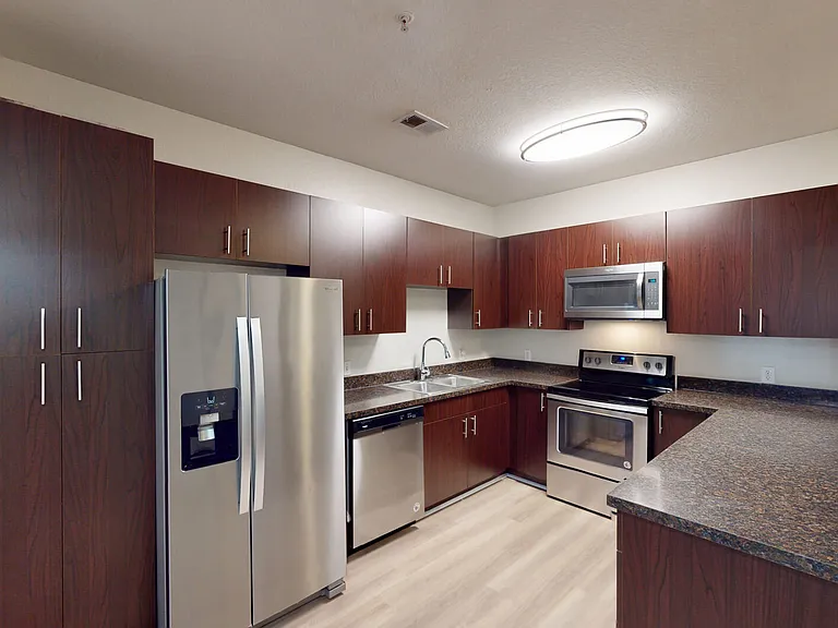 The Vintage Lofts at West End — Photo 87