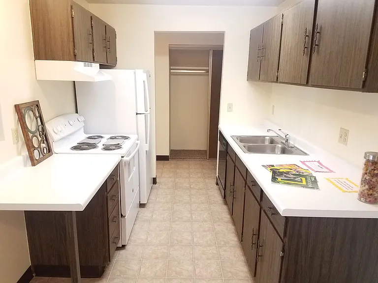 Winding Hills Apartments — Photo 75