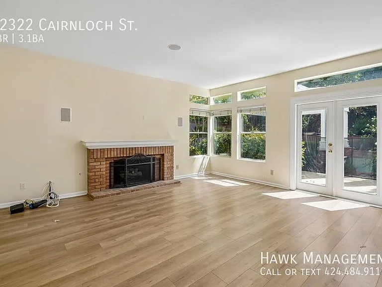 22322 Cairnloch St — Photo 18