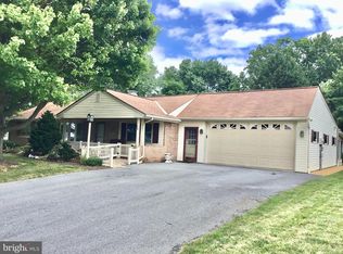 319 S Hillcrest Ave, Quarryville, PA 17566
