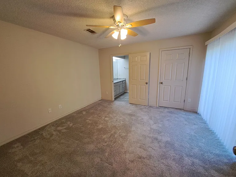 2301 W Michigan Ave #21 — Photo 15