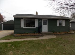 1214 33rd St SW, Wyoming, MI 49509