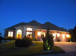 397 Black Forest Ln, Branson West, MO 65737